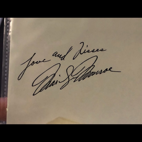 Marylin Monroe signed (Rp) ✍🏼 - Picture 2 of 3